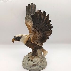 Vintage 1983 Royal Crown Arnart Eagle Figurine Signed by J. Byron